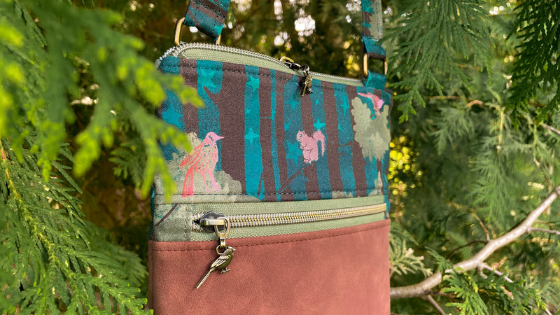 Adventurer Multi-Pocket Side Bag Pattern